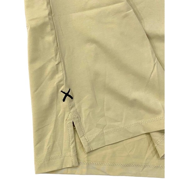 Cuts Clothing Men's Split Hem Crew Neck Signature Fit Tee T-Shirt - Desert Palm - Picture 2 of 3